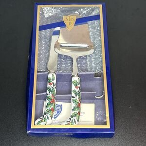 House of Prill Sheffield 2 Piece Cheese Set Knife Slicer England Christmas Holly